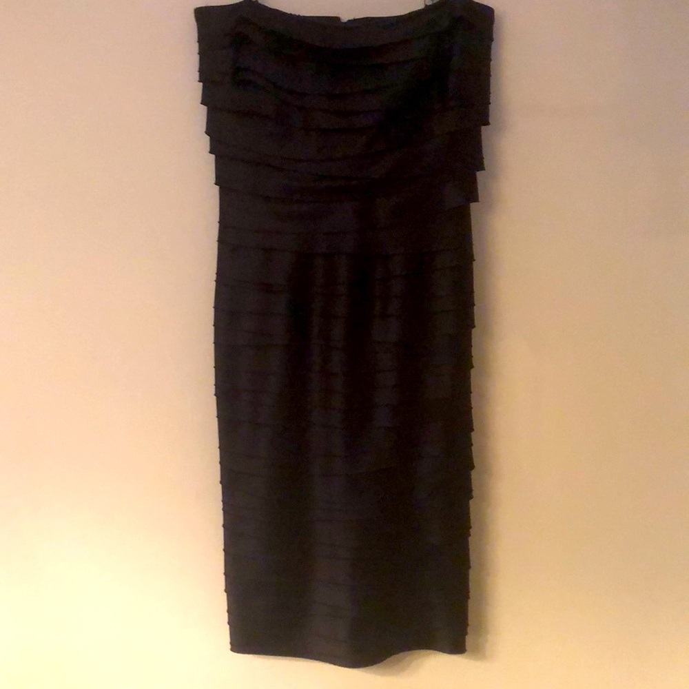 Vintage Tadashi Black Spaghetti strap body con dress